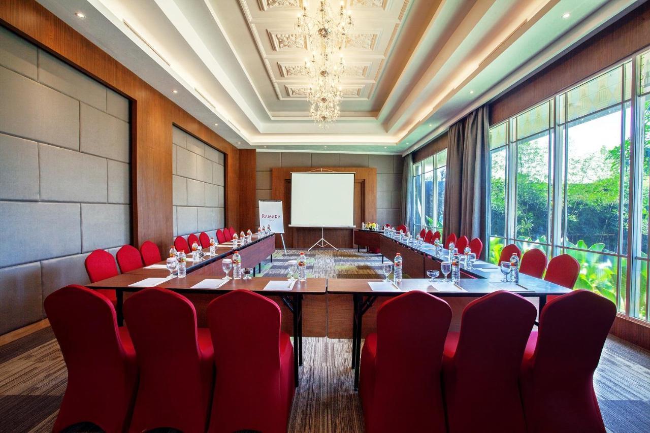Ramada Suites By Wyndham Solo מראה חיצוני תמונה